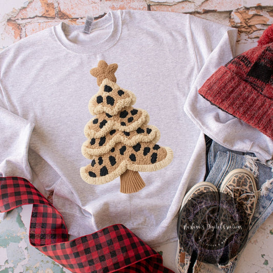 Christmas Tree Polka Yarn HMD