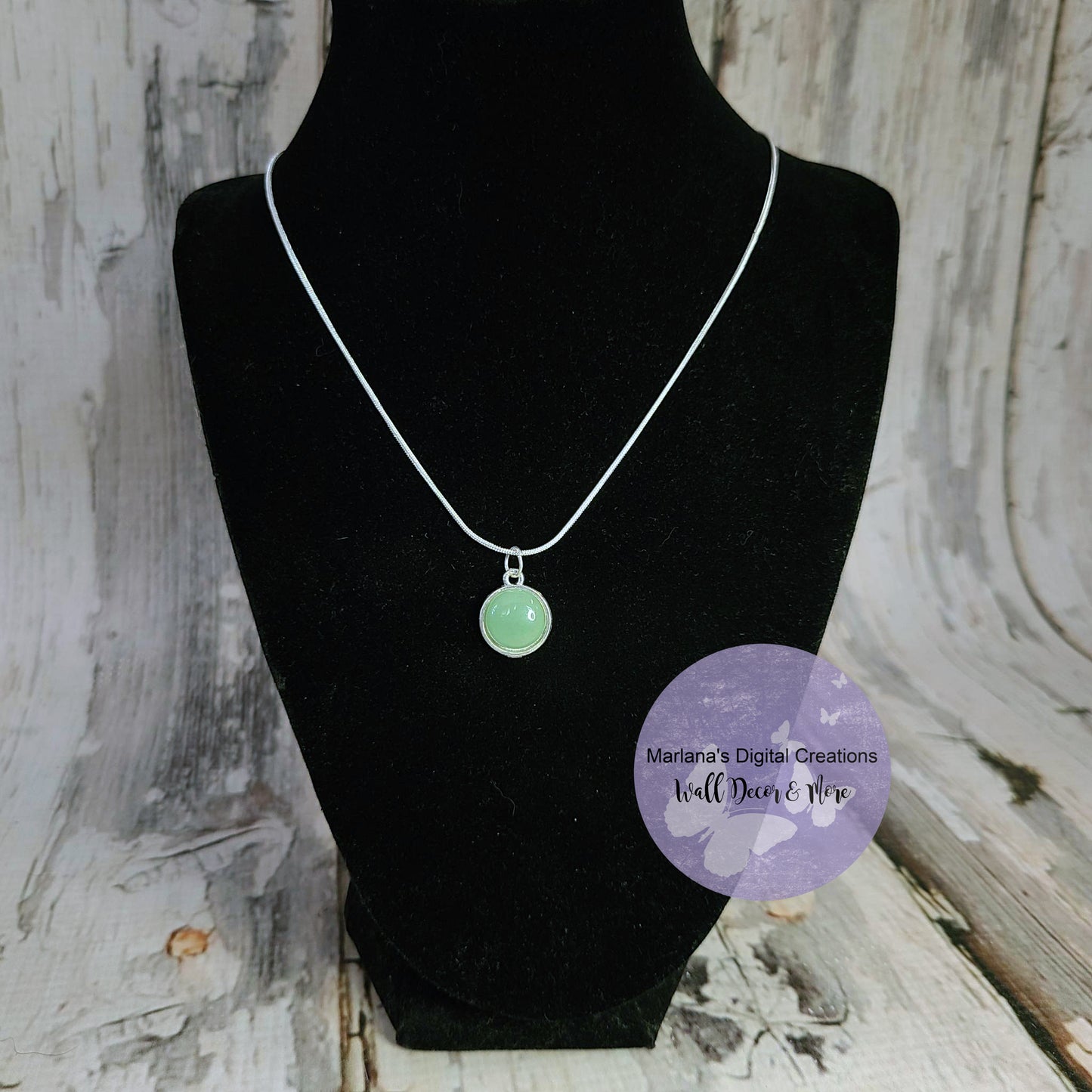 Green Aventurine Stone Carbochon Necklace